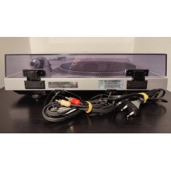 Technics faible taux de Pleurage et scintillement qui est de 0,025 %